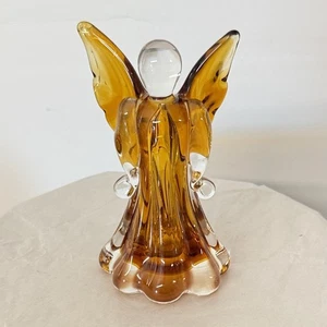 "Estatuilla de ángel ámbar y vidrio transparente hecha en China 5,25"" de alto" - Imagen 1 de 8