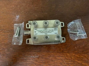 Channel Vision Part # HS-6 6 Way Splitter 5MHz-1GHz - Picture 1 of 2