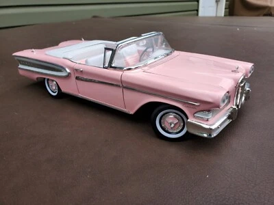 Road Signature 1/18 1958 Edsel Citation Pink - Image 1 of 4