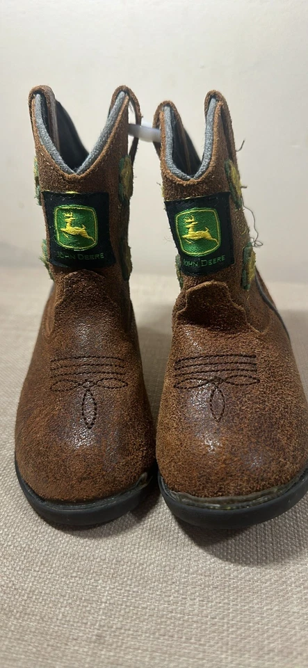 Botas de cuero John Deere talla 5M infantes, niño Foto 1 de 4
