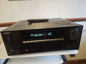 Onkyo TX-NR686  4K 165w 7.2 THX, Dolby Atmos ,DTS X  AV Receiver - Picture 1 of 10