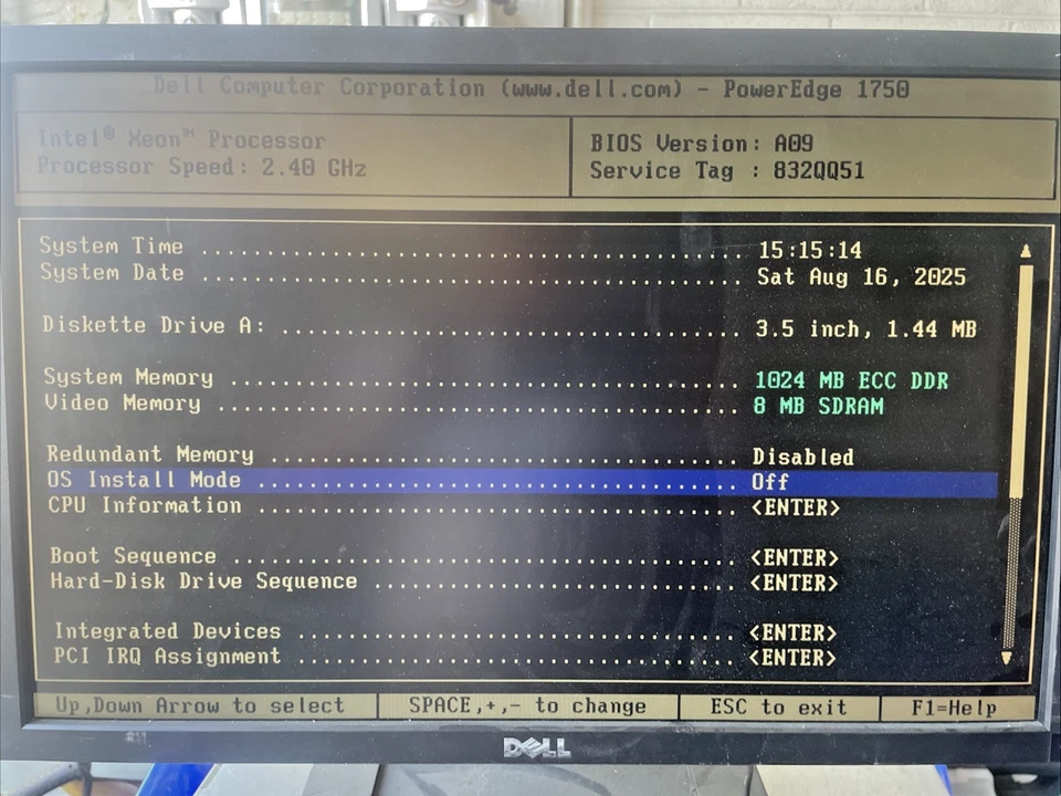Servidor Dell Poweredge 1750 Intel Xeon sin unidades Foto 1 de 4