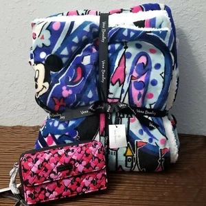Disney Parks Vera Bradley Whimsical Paisley Crossbody Purse Bag & Throw Blanket - Picture 1 of 9
