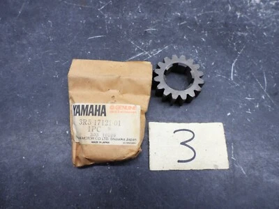 Yamaha YZ 465 IT 465 2nd Pinion Gear 3R5-17121-01  #3    2330 Foto 1 de 4