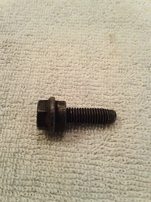 2002-2006 CHEVROLET SILVERADO AVALANCHE TRAVA TAMPA TRASEIRA PARAFUSO CABO 16641546 - Imagem 1 de 3