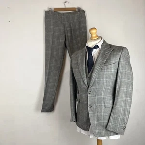 Reiss 3 Piece Suit Men's 38R Light Grey Check 32W 32L Trousers Wool Waistcoat - Picture 1 of 24