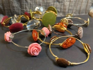 Lot of 8 Handmade Wire Wrapped Bracelets with Plastic Beads - Boho Style - Picture 1 of 10