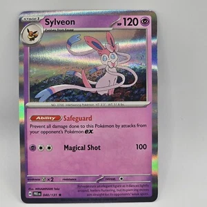 Sylveon 040/131 Prismatic Evolutions Holo Rare Pokemon Tcg - Imagen 1 de 2