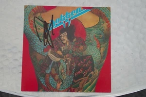 Dokken - Beast from the East CD Album signed / autograph / signiert - Picture 1 of 2