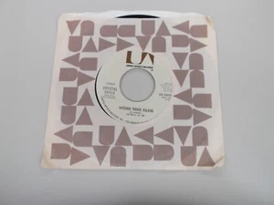 Crystal Gayle - Wrong Road Again / They Come Out At Night - UA-XW555-X VG+ - Picture 1 of 4