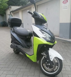 Falcon Futura E Roller Elektroroller mit Li - Ion Akku 72V 20AH 45 Km/h von 2018 - Bild 1 von 10
