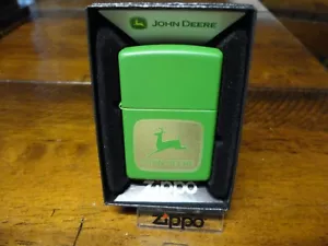 JOHN DEERE LOGO RUNNING DEER ZIPPO LIGHTER MINT IN BOX - Picture 1 of 3