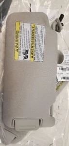 Passenger Sun Visor Illuminated Dual Bulbs Fits 10-14 LEGACY 555186 - Picture 1 of 12