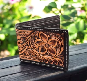 Men's Western Wallet Genuine Leather Hand Crafted Cowboy Bifold Wallet - Picture 1 of 5