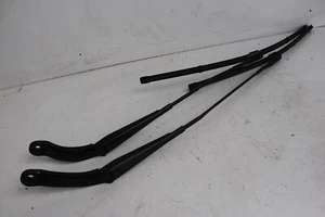 Porsche Macan S Diesel 95B 2015 Front Windscreen Wiper Arms Pair RHD J190 - Picture 1 of 1