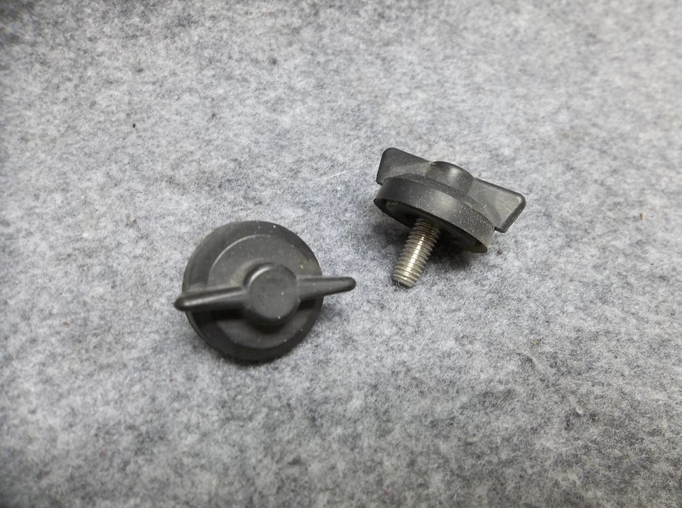 Pontiac 6000 1989-1991 1990 sedán (2) pernos de ala de montaje de faros OEM 17191 Foto 1 de 1