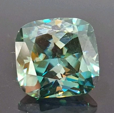 *EXQUISITE* HUGE 7.10 CT BLUE CUSHION CUT MOISSANITE STONE *HIGHEST QUALITY* L2 - Image 1 of 3