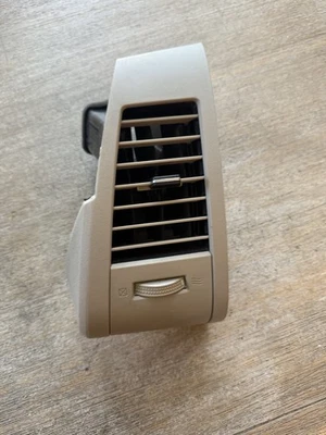 2003-2007 Nissan Murano Far Left Driver Side A/C Dash Air Vent TAN OEM - Image 1 of 4