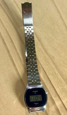 Casio LB-320 Vintage Digital Woman’s Watch New Battery Japan - Image 1 of 4