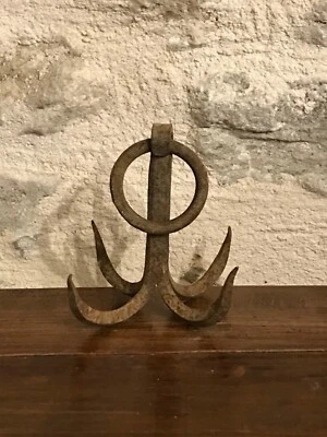 Ancien grappin de puits, 4 crochets, fer forgé - Photo 1/4