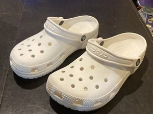 Crocs Unisex-Adult Crocband Clogs Slip on Mens 6 Womens 8 White Very Clean - Picture 1 of 5