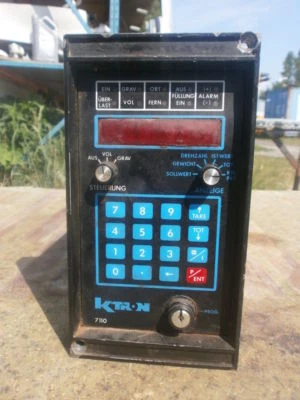 K-Tron 7110 Programmable Scale Terminal Stainless Steel Housing ( 4509 ) - Image 1 of 4