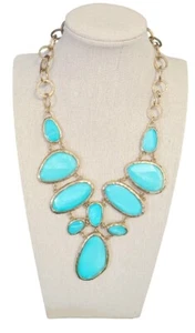 Collar St. Thomas dorado grande llamativo verde azulado facetado concha - Imagen 1 de 8