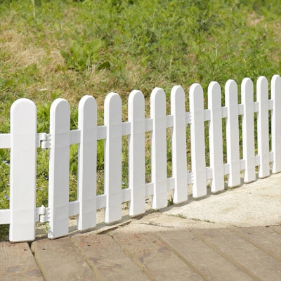 12PCS Garden Plastic Fence Panels Outdoor Protective Guard Edging Decor Fencing - Image 1 of 4