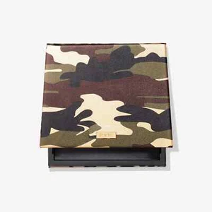 Espejo De Maquillaje Plegable Tarte Camuflaje Negro Verde 4.5 X 4.5 Pulgadas - Imagen 1 de 11