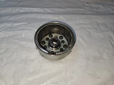 ROTOR VOLANT MAGNETIQUE YAMAHA MAJESTY 400 YP400 5RU 2004 (04-08) - Photo 1/4