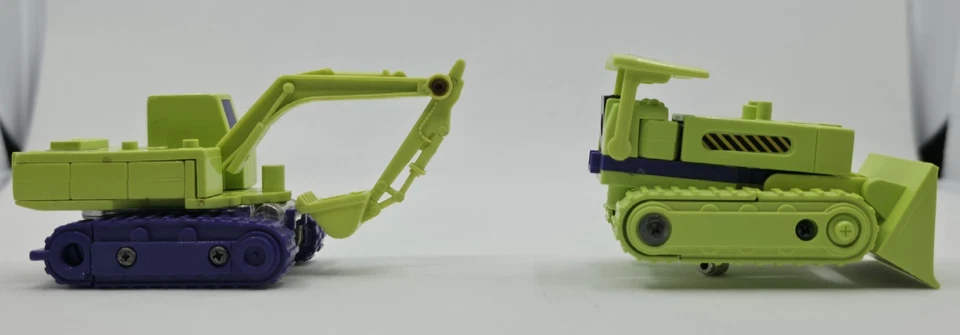 Vintage 1985 Transformers Devastator Constructicons Scrapper & Scavenger - Image 1 of 4