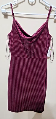 Vestido feminino Morgan & Co marrom alça de espaguete acima do joelho vinho tamanho 1 - Imagem 1 de 4