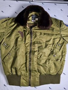 Vintage Type B-15D Bomber Flight Jacket Size L Authentic Avirex Pilot Air Force