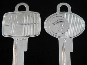 MERCURY MESSENGER KEY BLANK SET 1952-1964 Ignition & Trunk NOS Vintage - Picture 1 of 4