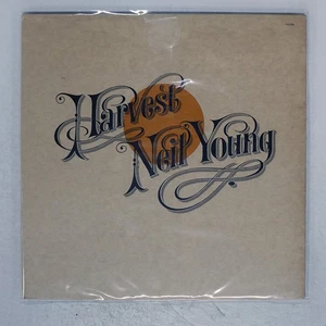 NEIL YOUNG HARVEST REPRISE P8120R Japan VINYL LP - Picture 1 of 3