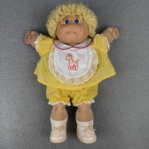 Cabbage Patch Kinder Puppe gelb Outfit Stiefel Giraffe blond blaue Augen Vintage 1982 - Bild 1 von 13