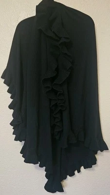 Mantón para mujer Cynthia Rowley 100 % cachemir negro talla única con volantes C Foto 1 de 4