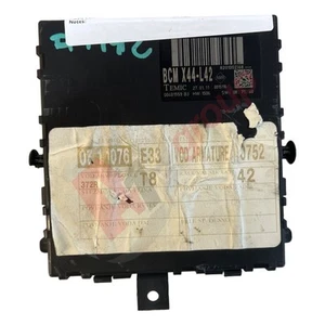 RENAULT WIND ROADSTER GT LINE MK1 10-13 BCM BODY CONTROL MODULE ECU 8201002168 - Picture 1 of 7