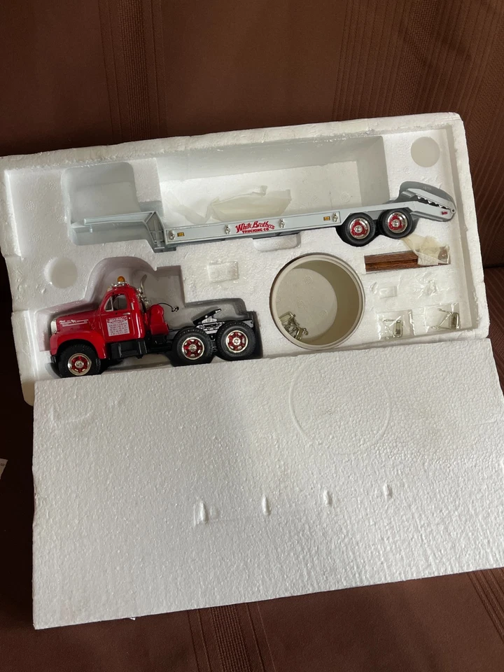 Mack B61 Truck Trailer First Gear 18-3200 White Brothers Trucking Wasco Illinois - Image 1 of 4