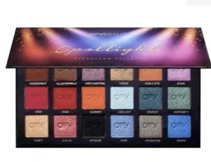 OPV Beauty London Spotlight 18 Farben Lidschatten Palette Glamorous Metallics - Bild 1 von 4