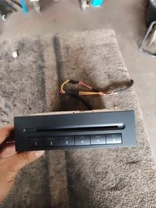 Mercedes CLS ML R E Class W219 W164 W251 W211 CD Changer 6-DISC A2118706189 - Picture 1 of 5