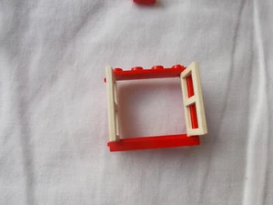 LEGO / WINDOW FRAME /WHITE WINDOWS X 2 4 STUD (04/03) # # - Picture 1 of 2