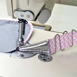 Lockstitch Hemmer Overlock Binding of Curve Edge Folder Tape A10 Right Angle - Picture 1 of 17