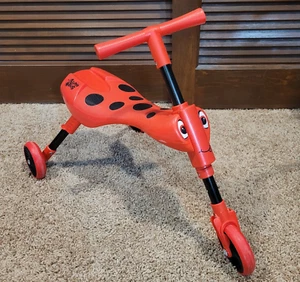 SCUTTLEBUG red/black ladybug tricycle foldable toddler ride-on balance bike - Picture 1 of 12
