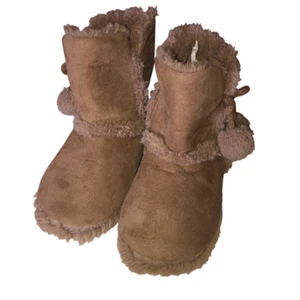 New MUDD Womens Sz Small 5-6 Bootie Slippers Faux Fur & Hard Sole (*Youth Size) - Picture 1 of 15