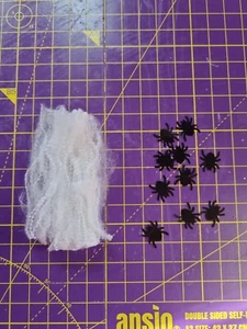 Dolls House Miniatures: Halloween white spiders web & 10 black tiny spiders - Picture 1 of 8