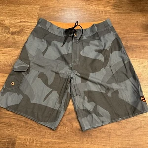 Crazy Shirts Mens Swim Shorts Size 34 Camouflage Hawaii Trunks Travel Bottoms - Picture 1 of 10