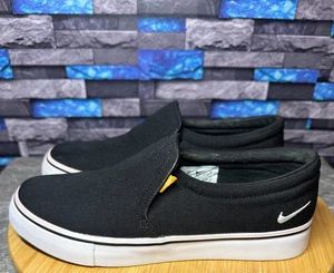 Nike Court Royale Slip-On Black White Women’s Size 8 BQ9138-001 - Picture 1 of 9