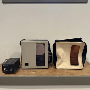 Grabadora de video portátil Sony DV-2400 de colección con fuente de alimentación y bolsa - sin probar - Imagen 1 de 24