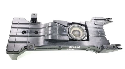 Subwoofer de rádio console central 2020 Chevrolet Silverado 2500 LTZ Duramax OEM - Imagem 1 de 4